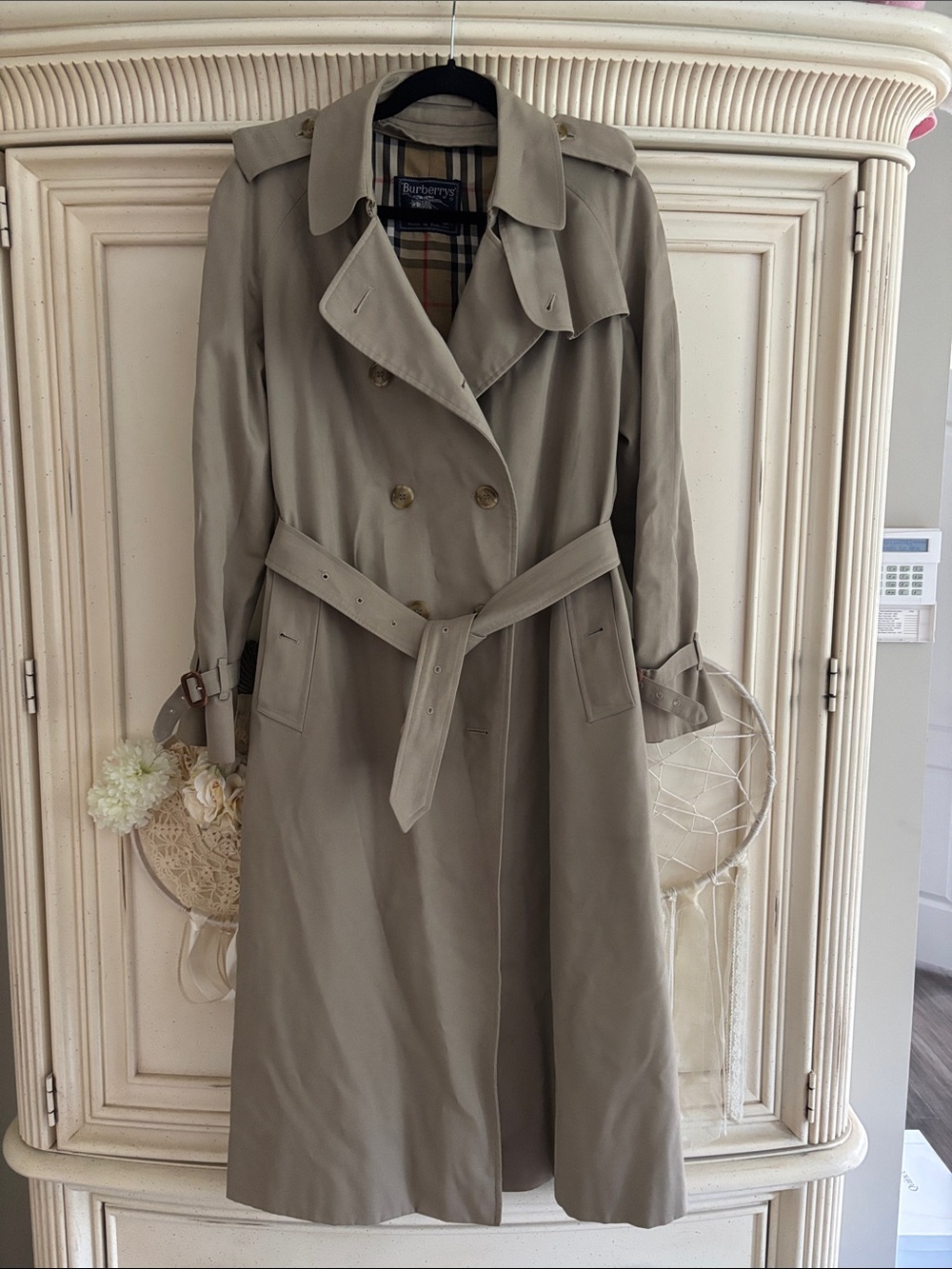 Burberry Stone Trench Coat with Signature Check Lining